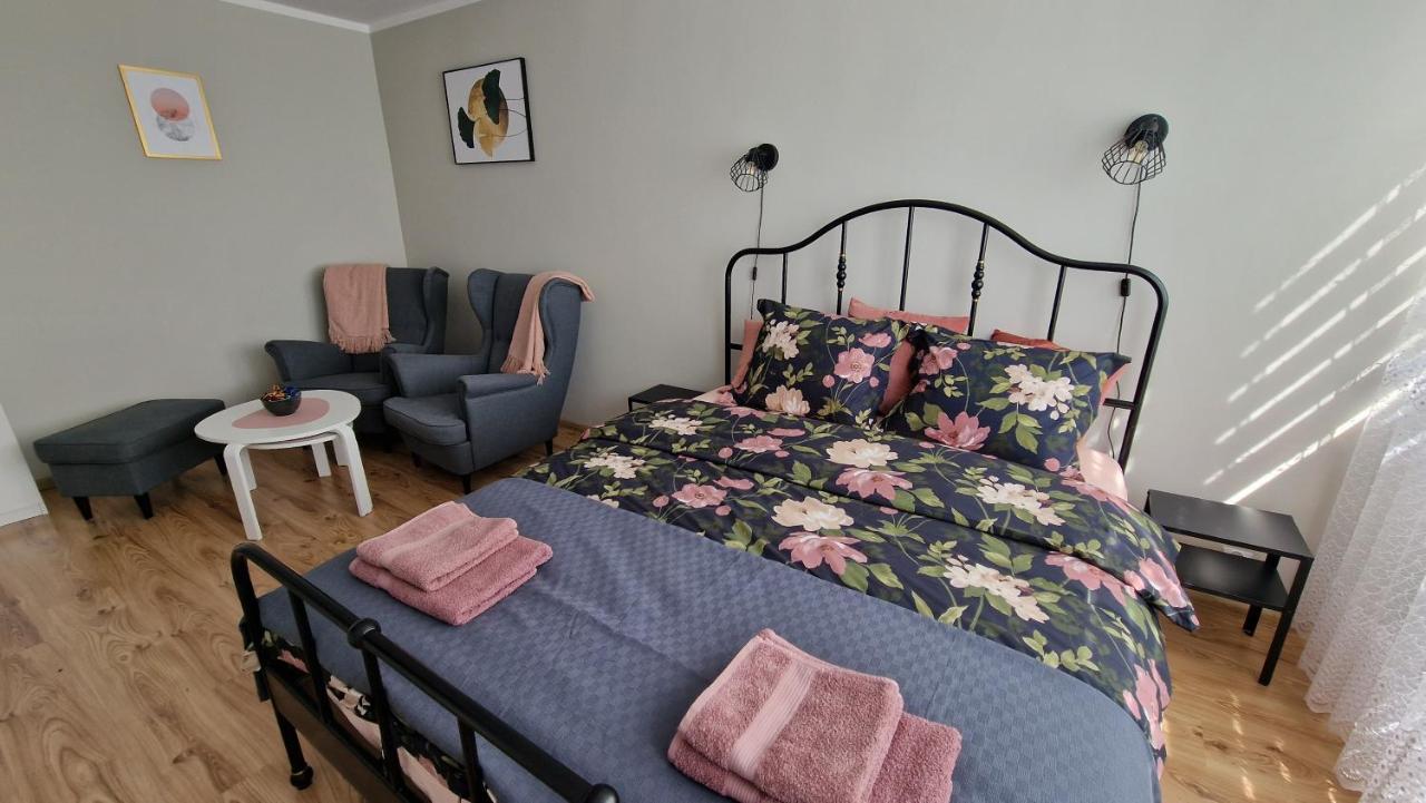 Apartamento Apartament Spoko-Loko Stronie Śląskie Exterior foto